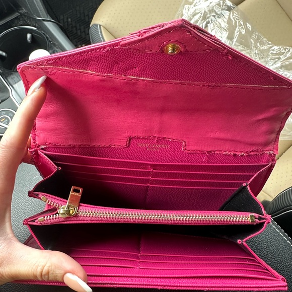 YSL damaged and repaired wallet - Picture 2 of 7
